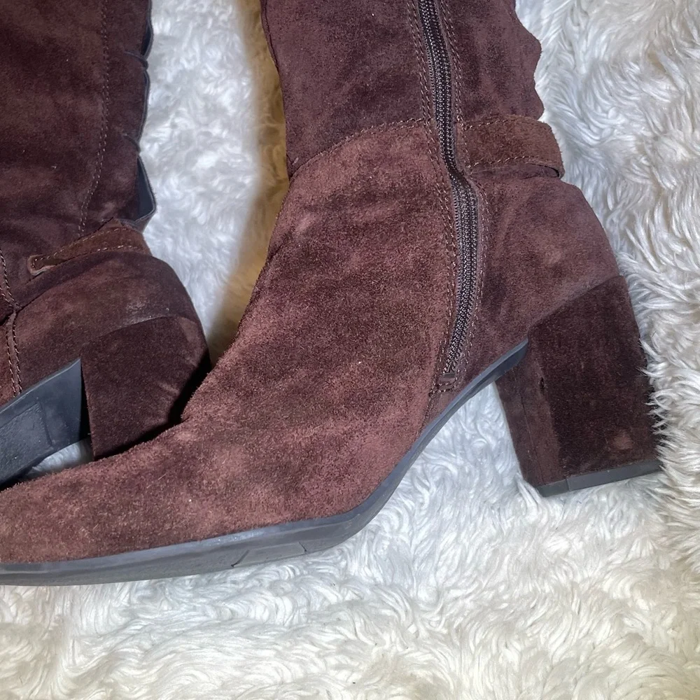 Franco sarto women’s Brown Suede Knee-High Boots size 10